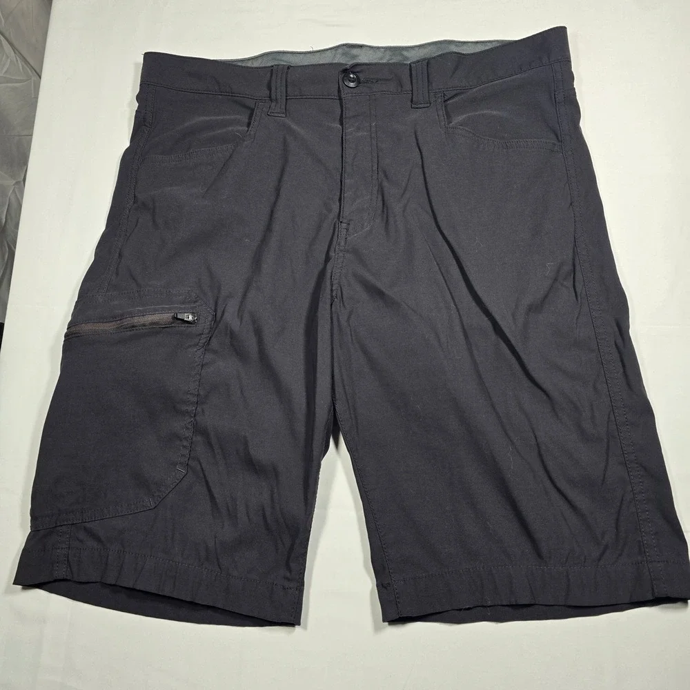 Eddie Bauer First Ascent Guide Shorts Mens 35 Black Hiking Cargo Performance